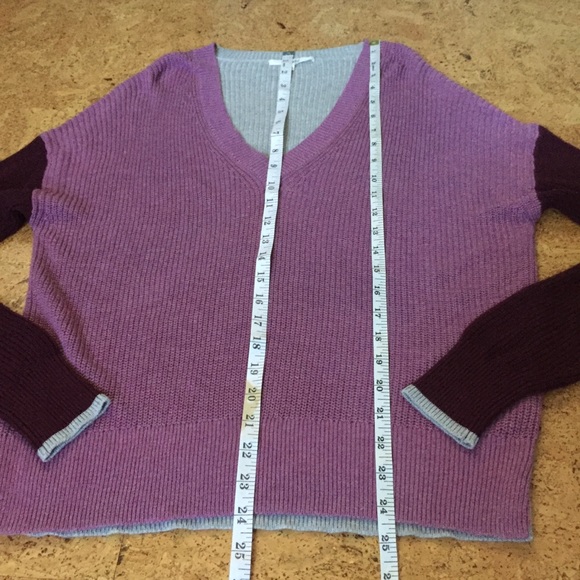 Splendid Cashmere Viscose Blend Ribbed V-neck Color Block Oversized Sweater Sz S - Picture 10 of 11